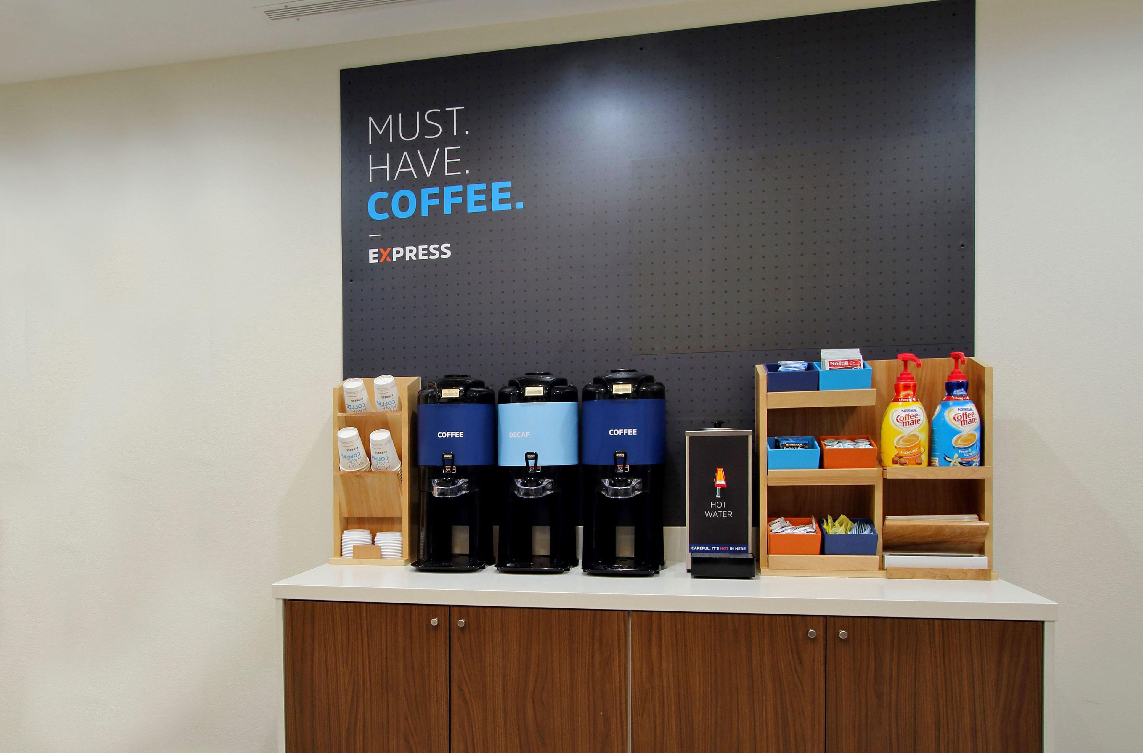 Holiday Inn Express & Suites Alliance By Ihg Exterior foto