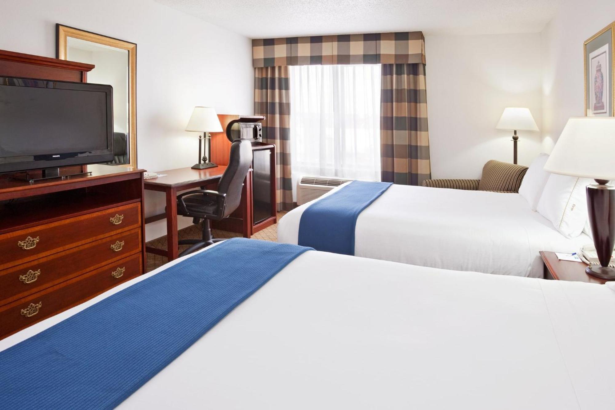 Holiday Inn Express & Suites Alliance By Ihg Exterior foto