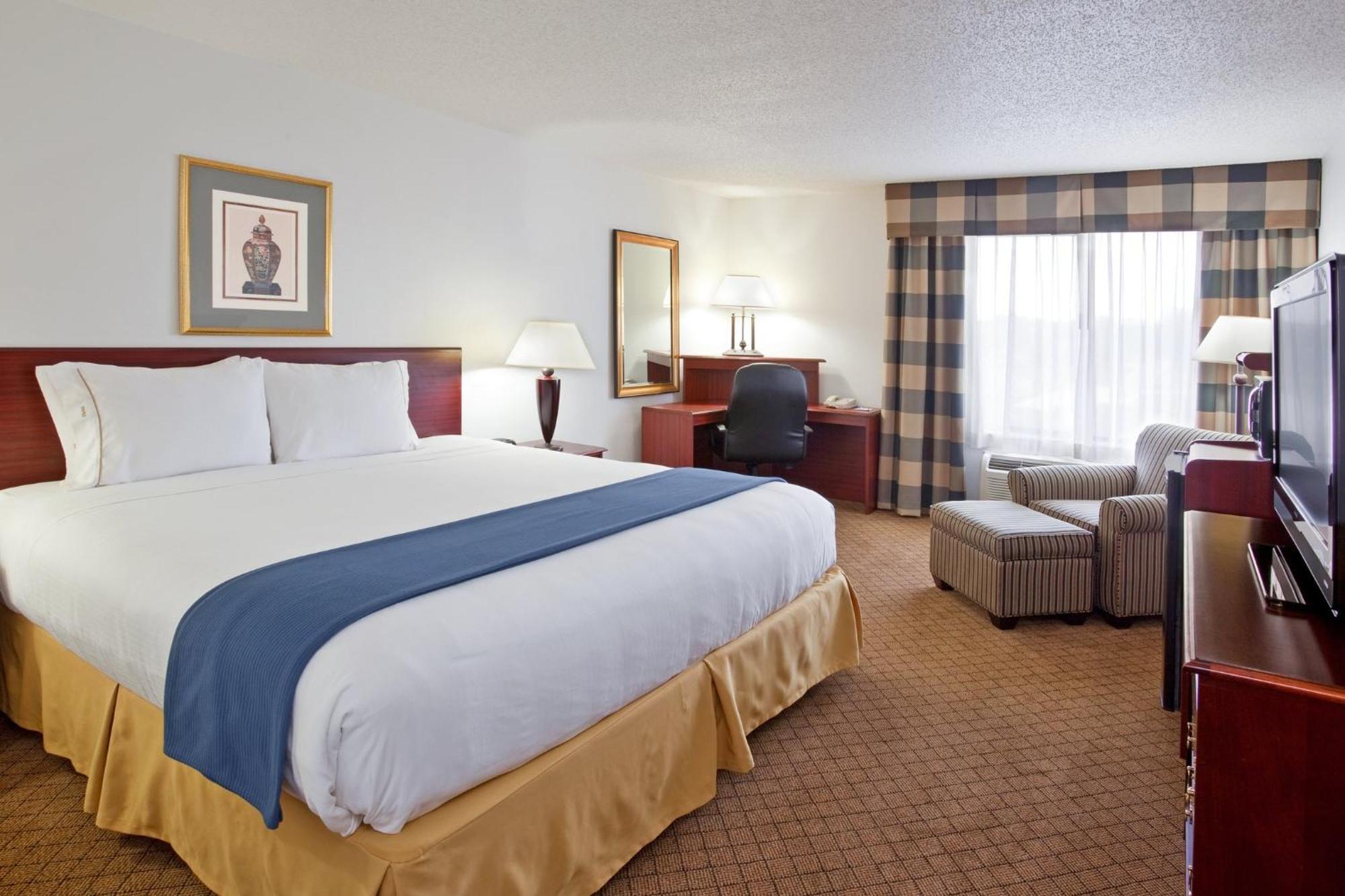 Holiday Inn Express & Suites Alliance By Ihg Exterior foto