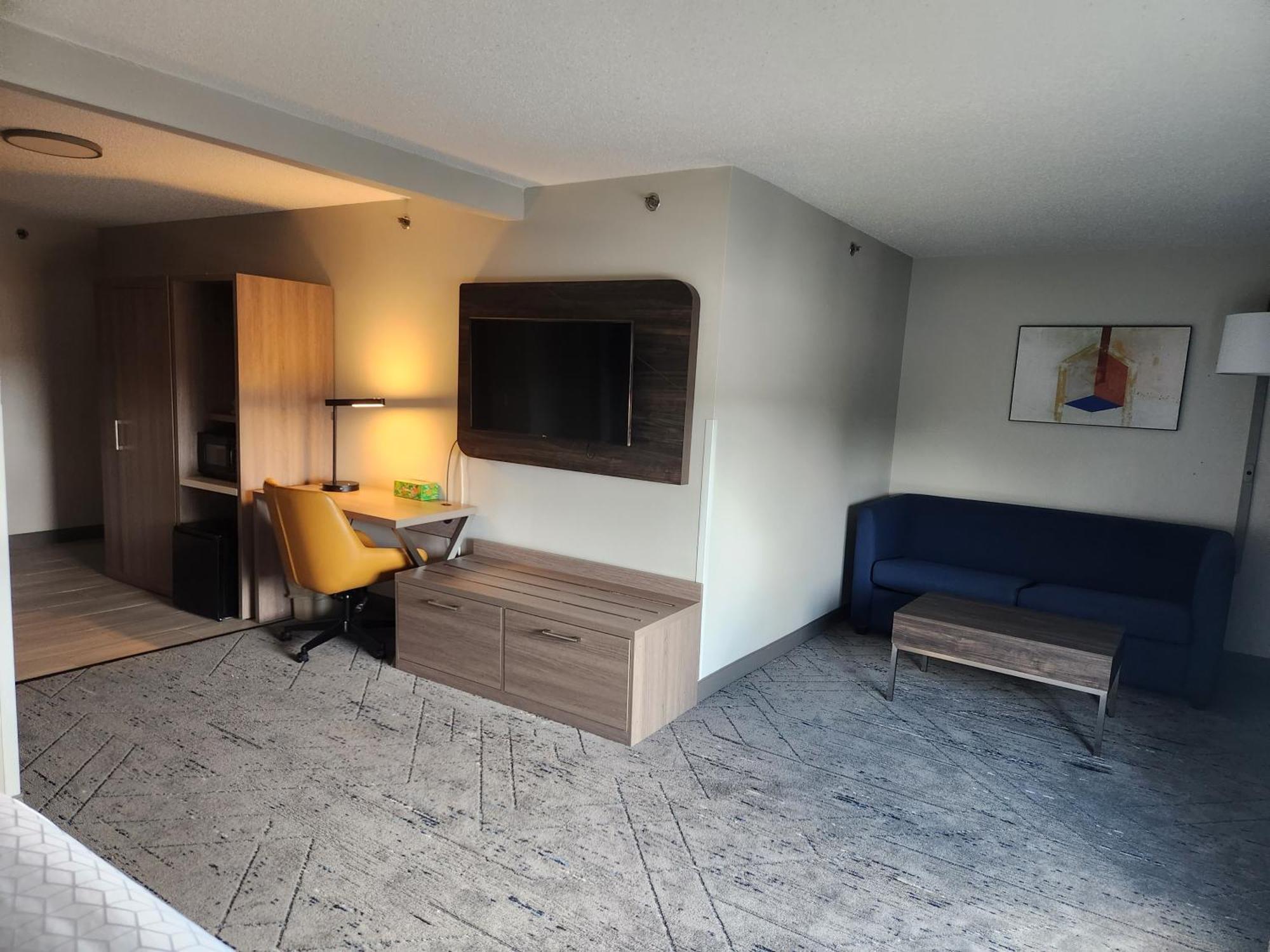 Holiday Inn Express & Suites Alliance By Ihg Exterior foto
