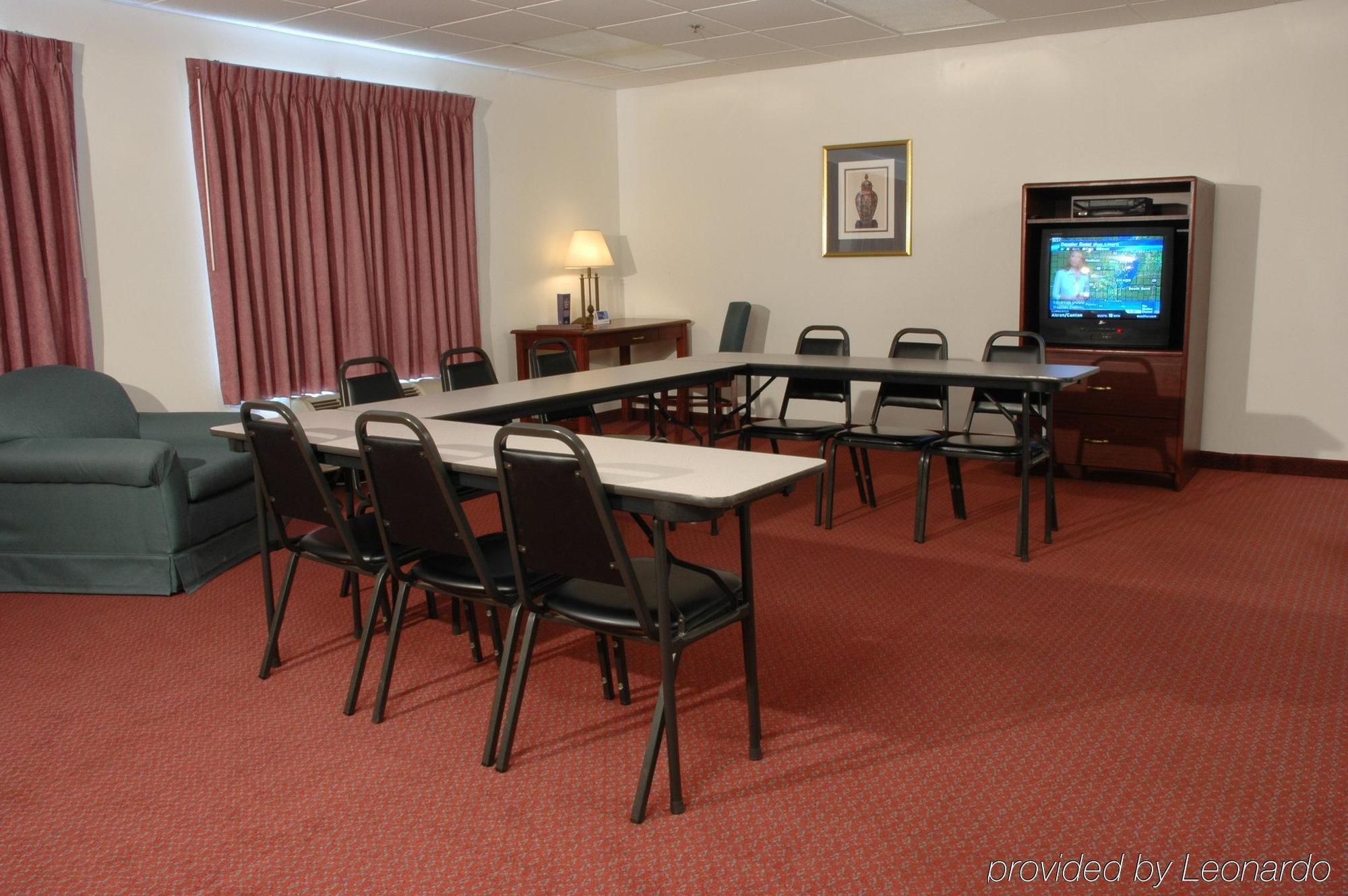 Holiday Inn Express & Suites Alliance By Ihg Einrichtungen foto