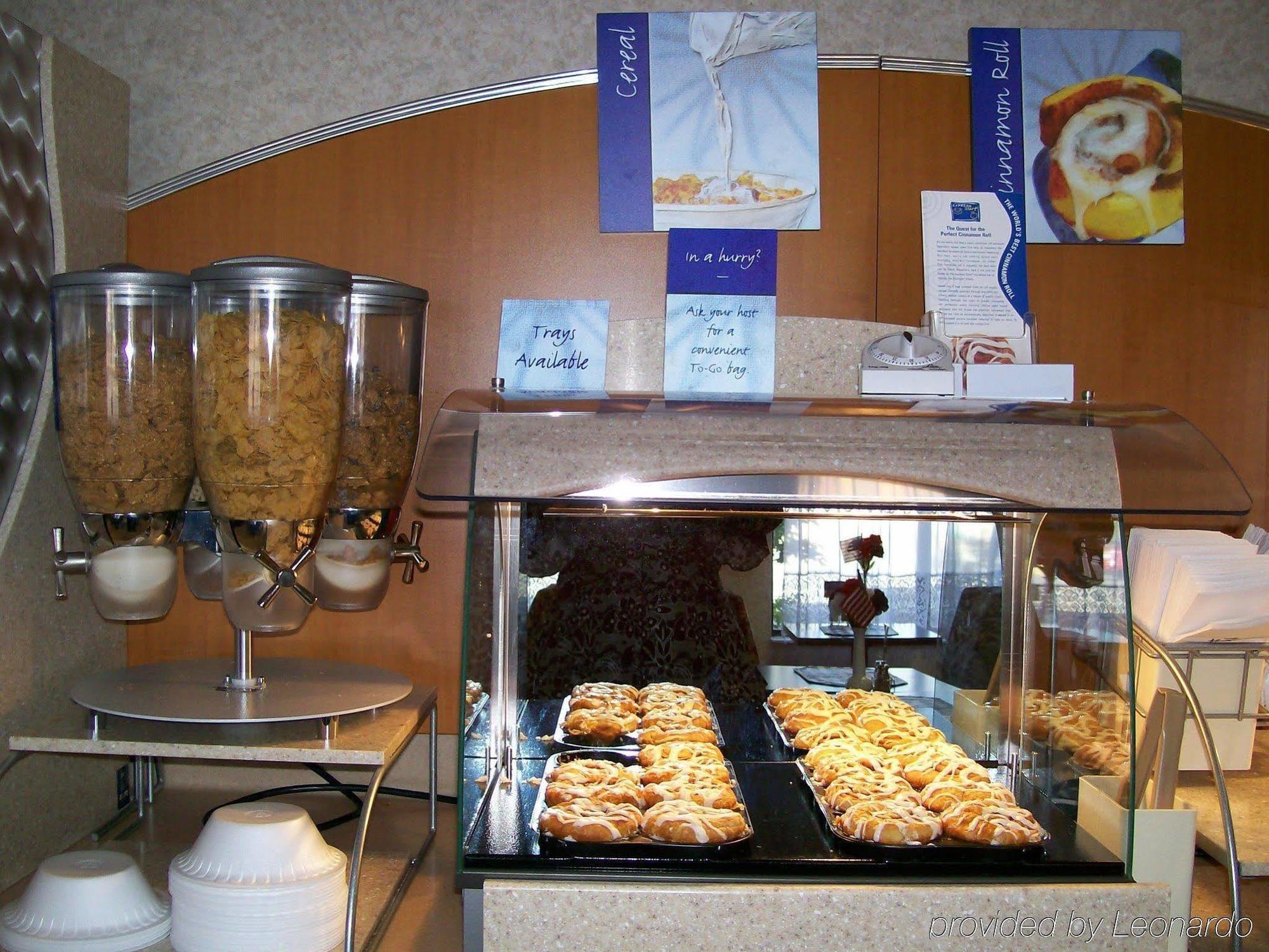 Holiday Inn Express & Suites Alliance By Ihg Restaurant foto